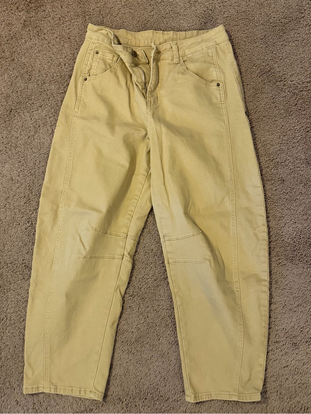 Grapent Women’s Khaki Barrel Jeans, Size M